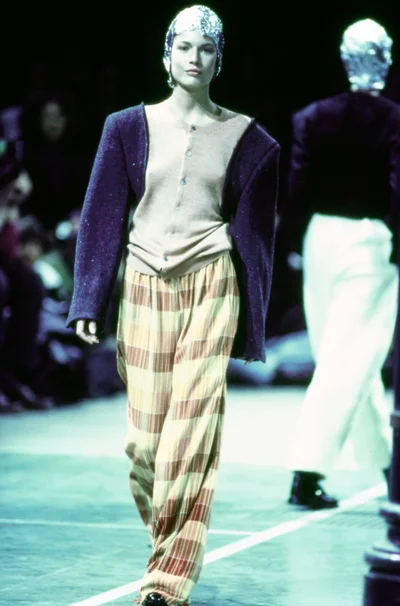 Look 18